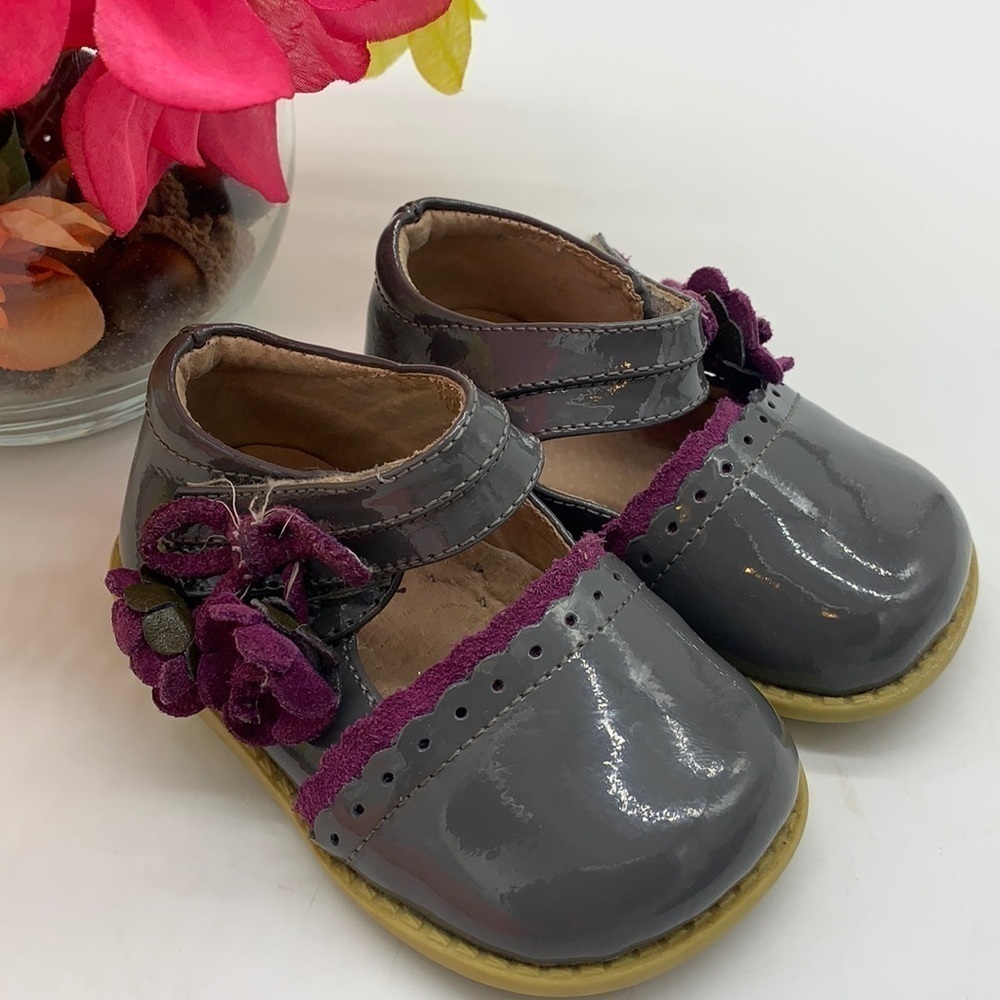 Livie & Luca Gray Purple Patent Dress Shoes Sz 4. KS1320